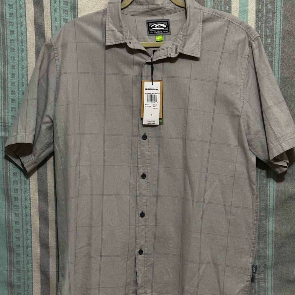 Quiksilver Gray Casual Button Down Shirt Modern Cut